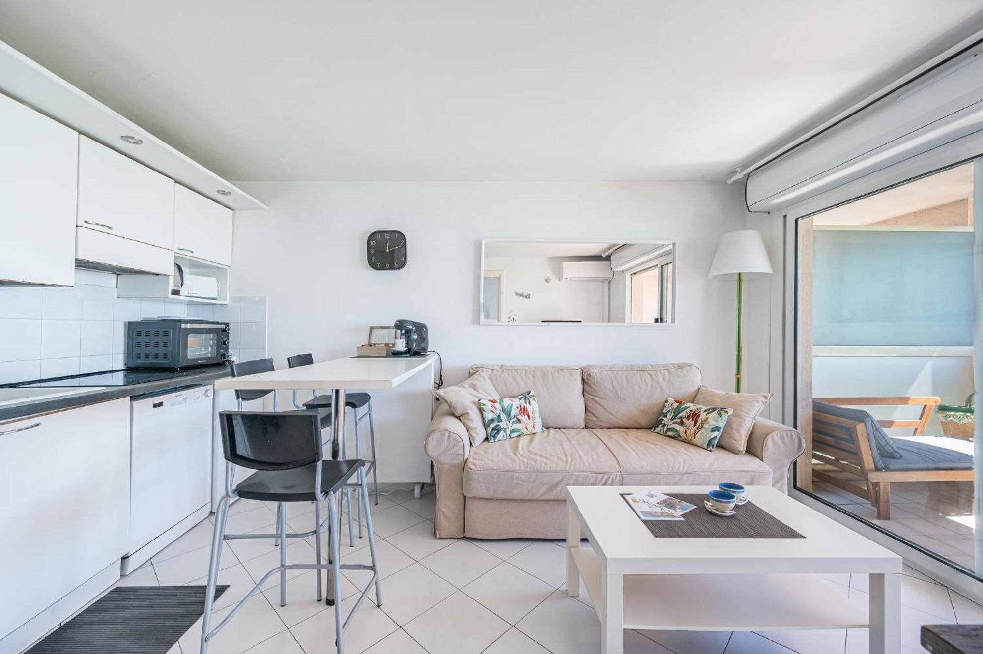 Bellevue Palace Apartment *